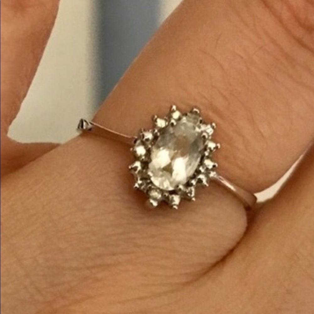 Diamond and White Topaz White Gold Ring Size 6